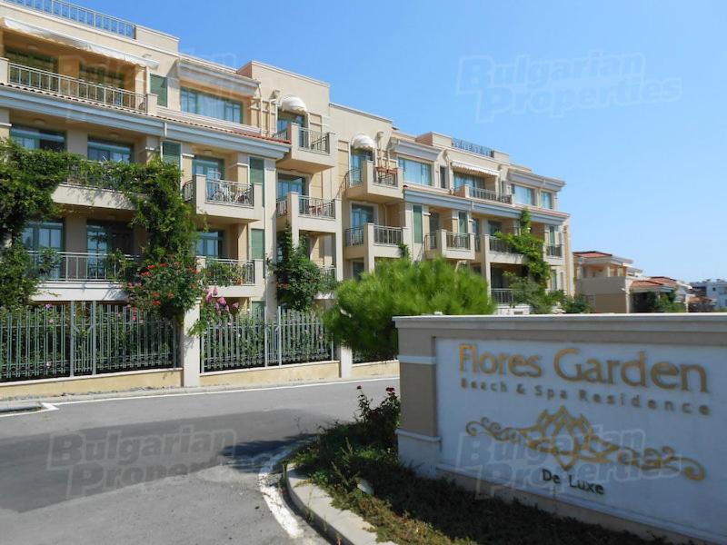 Flores Garden Sea View Apartment With Balcony Černomorec Exterior foto